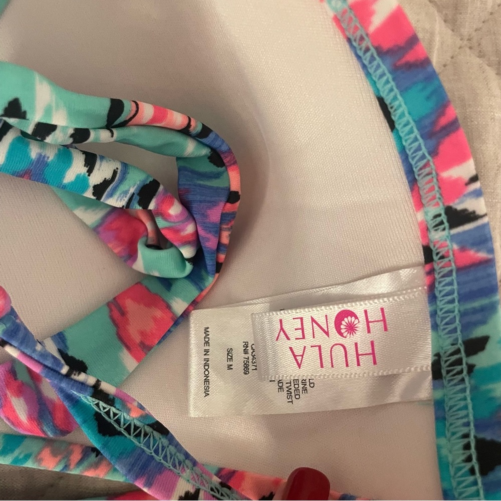 Pattern Bikini - Picture 5 of 5